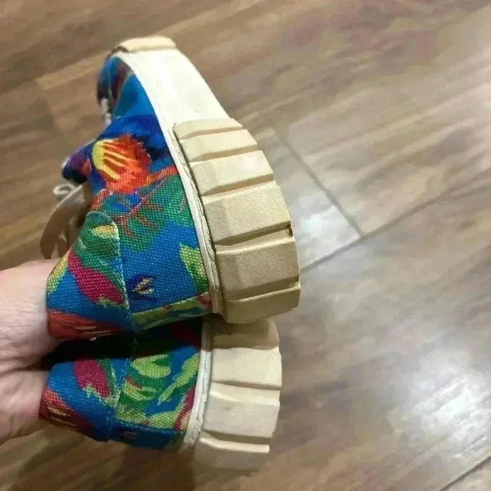 Farm Rio Printed‎ Sneakers 7.5
